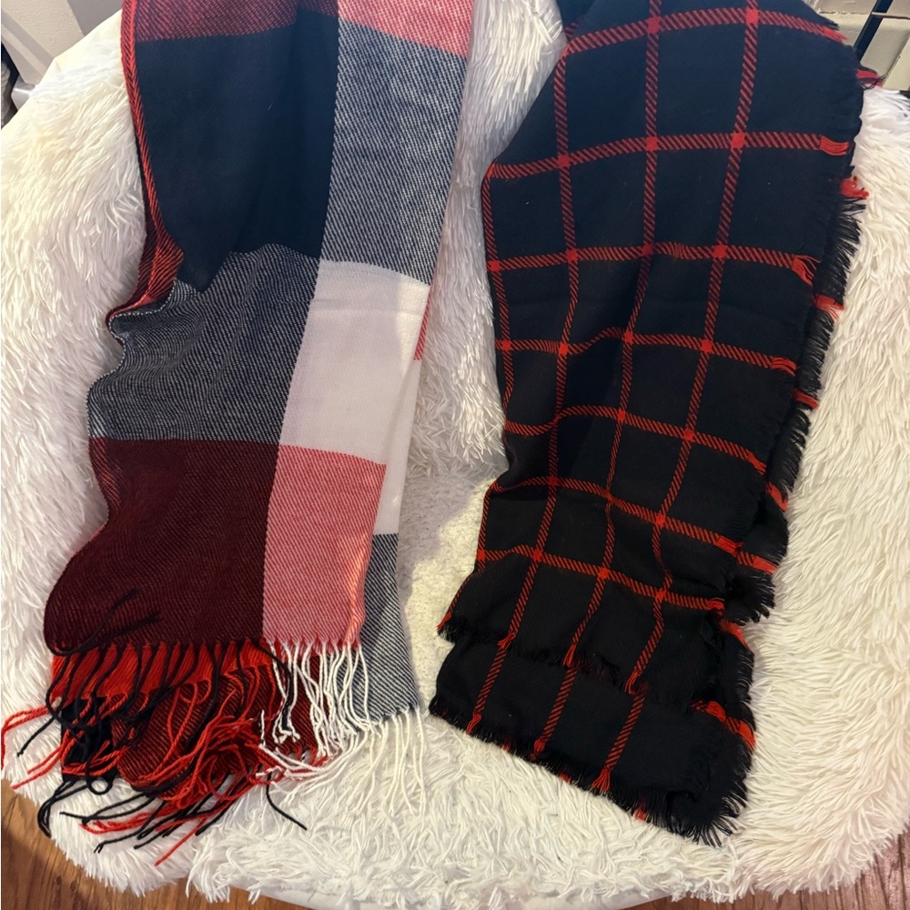 Plaid Wraps in Red and Black